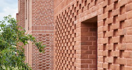 Apartment building, Kongegaarden, Roed nuanceret