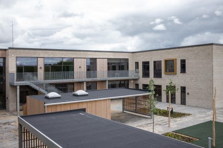 Ziegel: EW2169 Cold Hawaii | Frello Schule, Dänemark