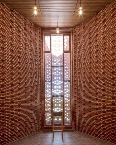 Church building, chapel, Multired