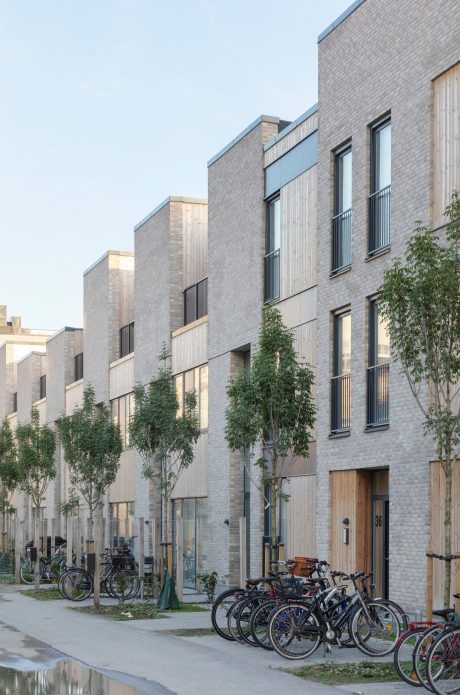 Brick: EW2169 Cold Hawaii | Dolomithusene, Denmark