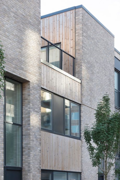 Brick: EW2169 Cold Hawaii | Dolomithusene, Denmark